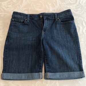 Eddie Bauer Slightly Curvy Fit Blue Jean Shorts